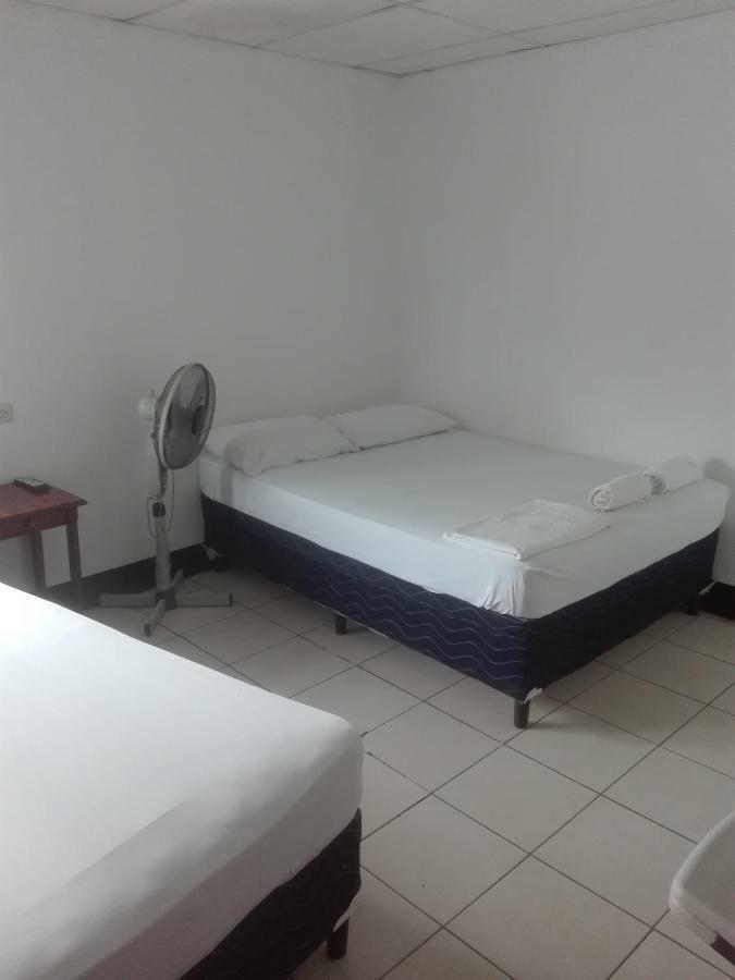 Hostal Don Frank San Carlos Dış mekan fotoğraf